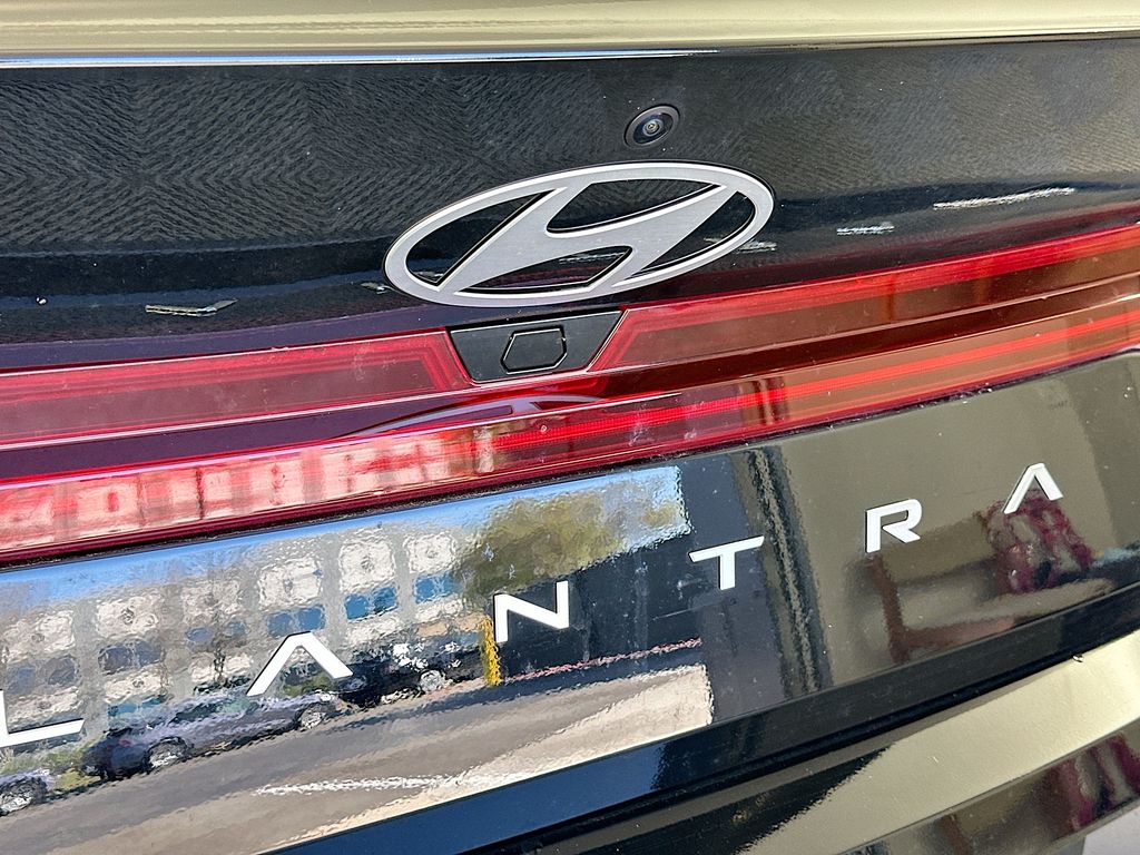 Thumbnail: 2026 Hyundai Elantra - 21