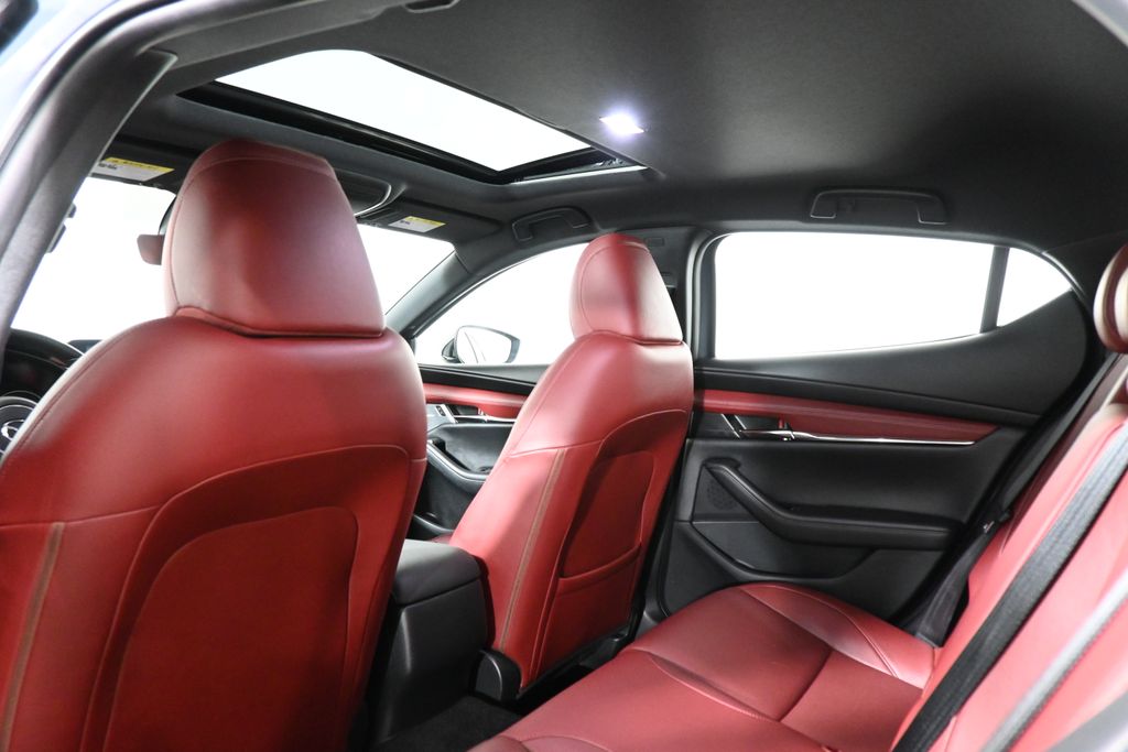 2021 Mazda Mazda3 Premium 32