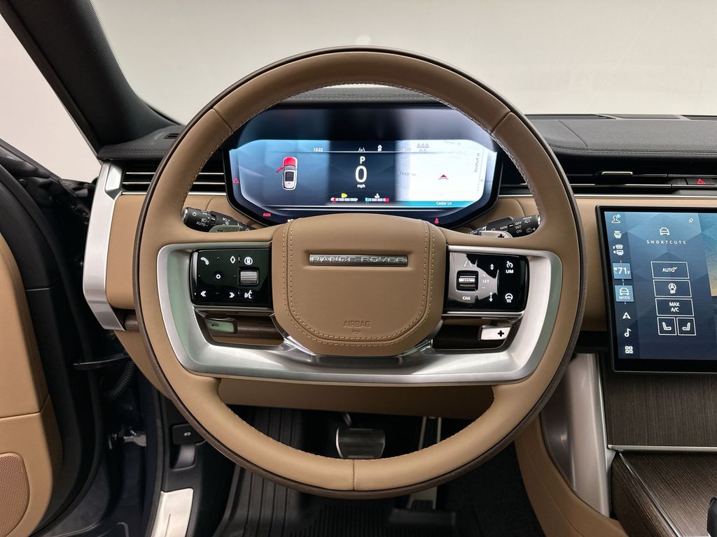 Thumbnail: 2026 Land Rover Range Rover - 14