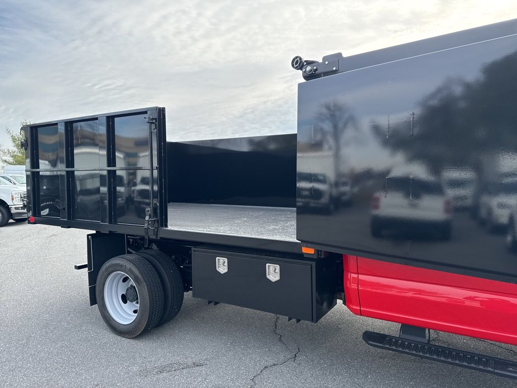 2026 Ford F-550 Chassis XL