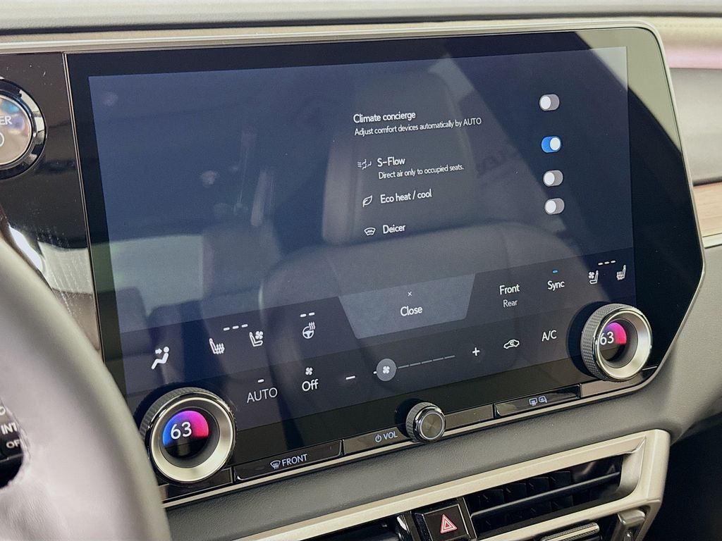 2025 Lexus RX  14