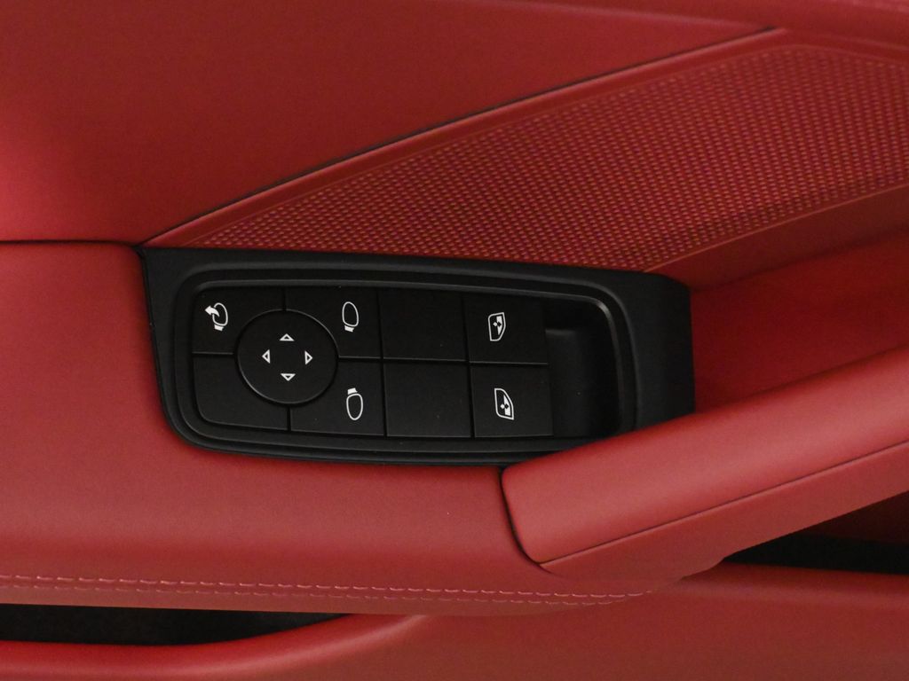 Thumbnail: 2026 Porsche 911 - 31