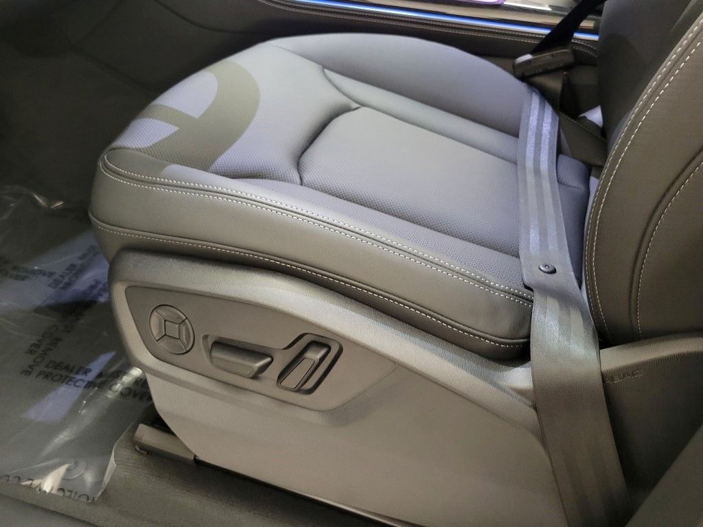 Thumbnail: 2026 Audi Q7 - 29