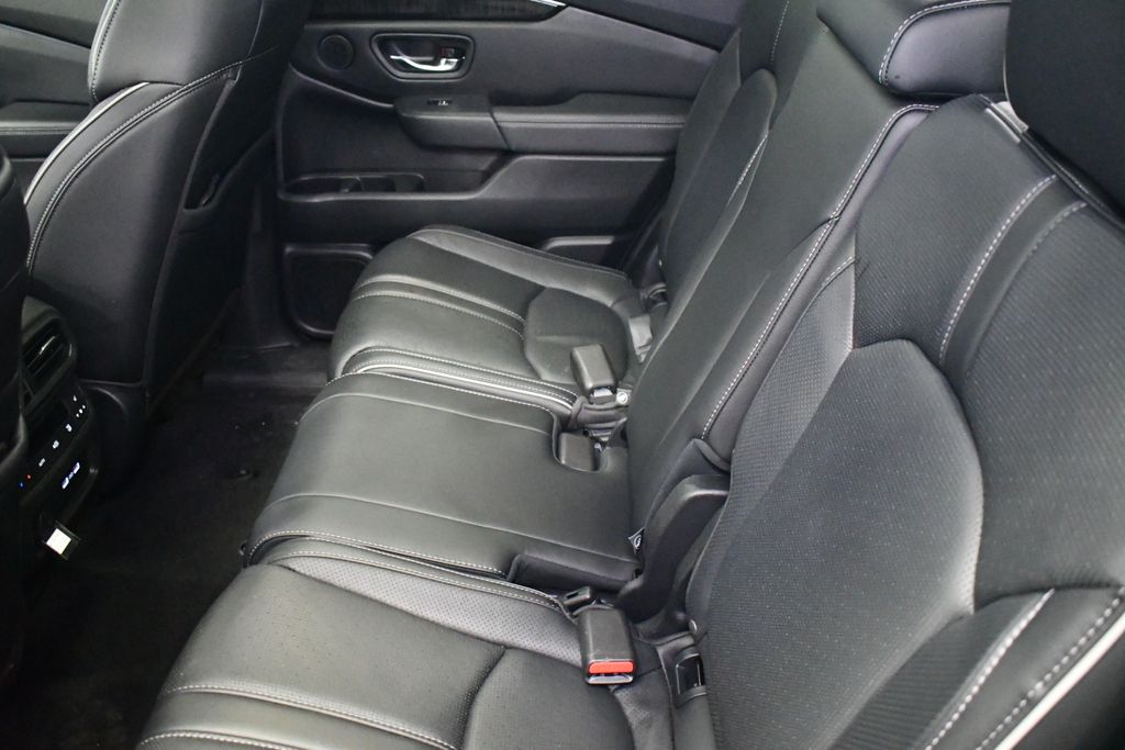 Thumbnail: 2023 Honda Pilot - 29