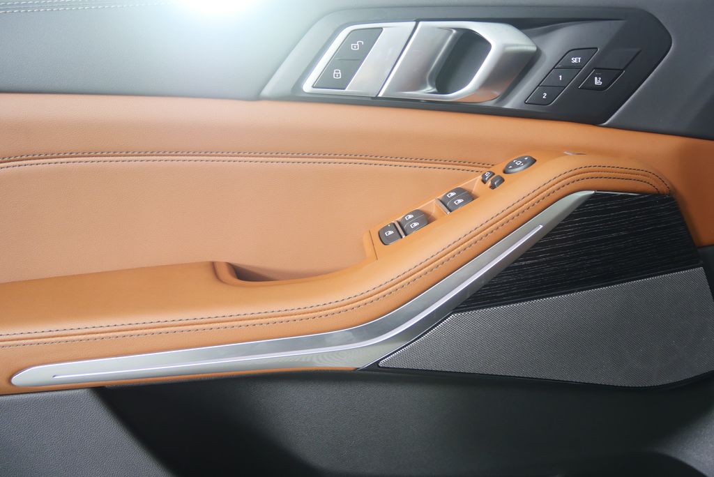 Thumbnail: 2026 BMW X5 - 8