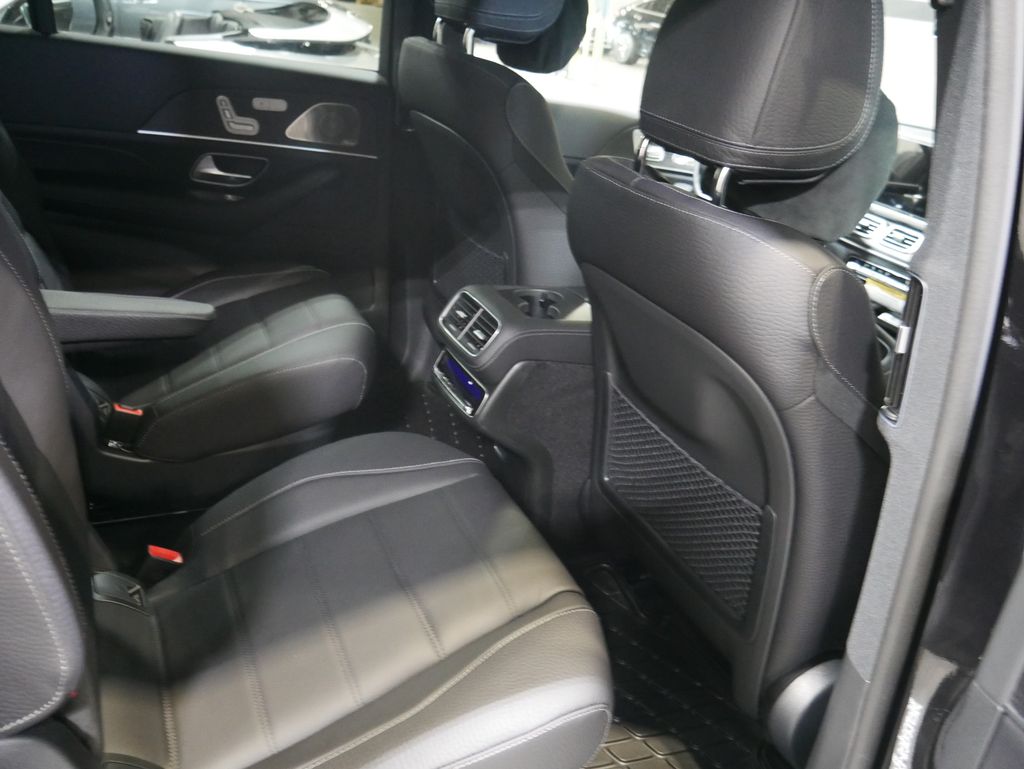 Thumbnail: 2026 Mercedes-Benz GLS - 25