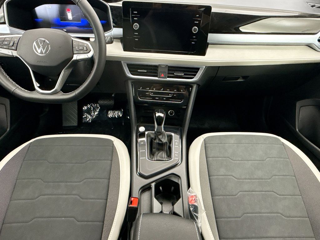 Thumbnail: 2026 Volkswagen Taos - 13