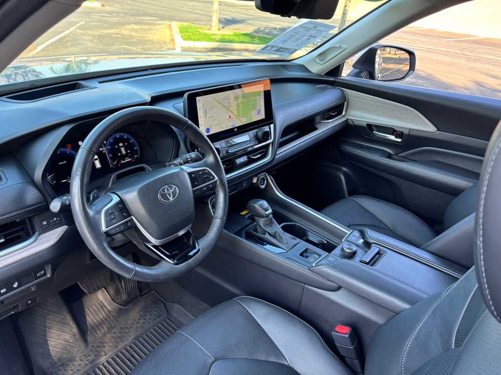 Thumbnail: 2024 Toyota Grand Highlander - 9