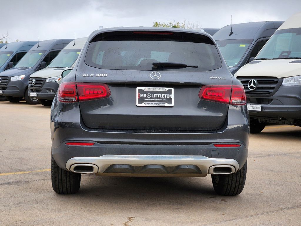 2021 Mercedes-Benz GLC GLC 300 6