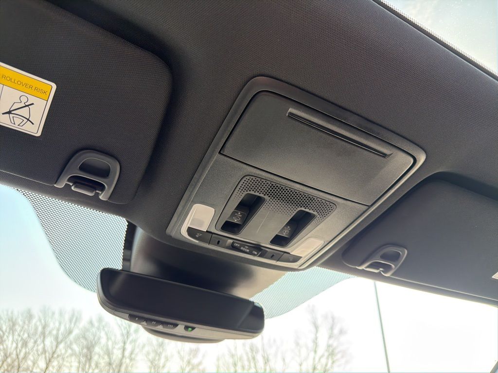 Thumbnail: 2025 Honda Pilot - 14