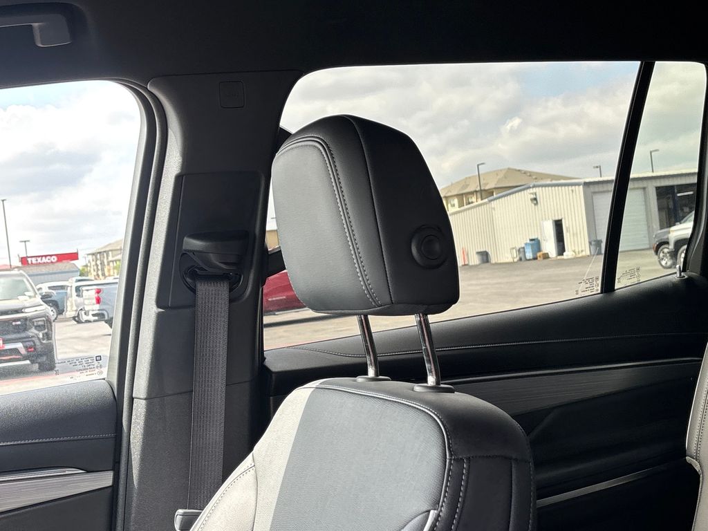 Used Car 2025 Buick Enclave  Preferred For Sale Under $40,000 In Austin, Texas