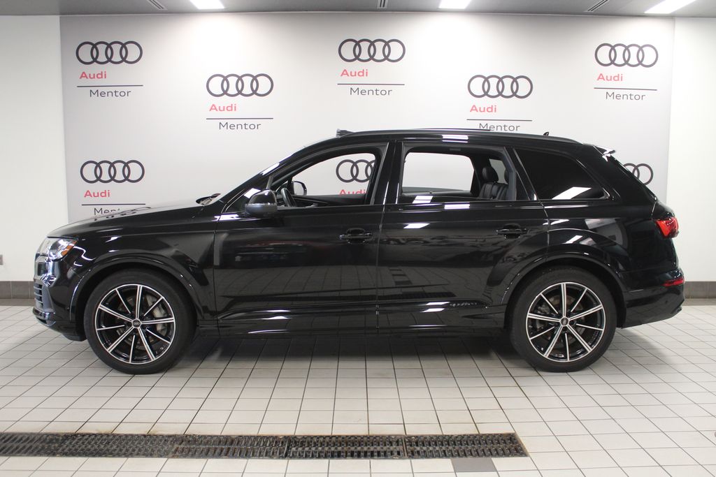 Thumbnail: 2023 Audi Q7 - 3