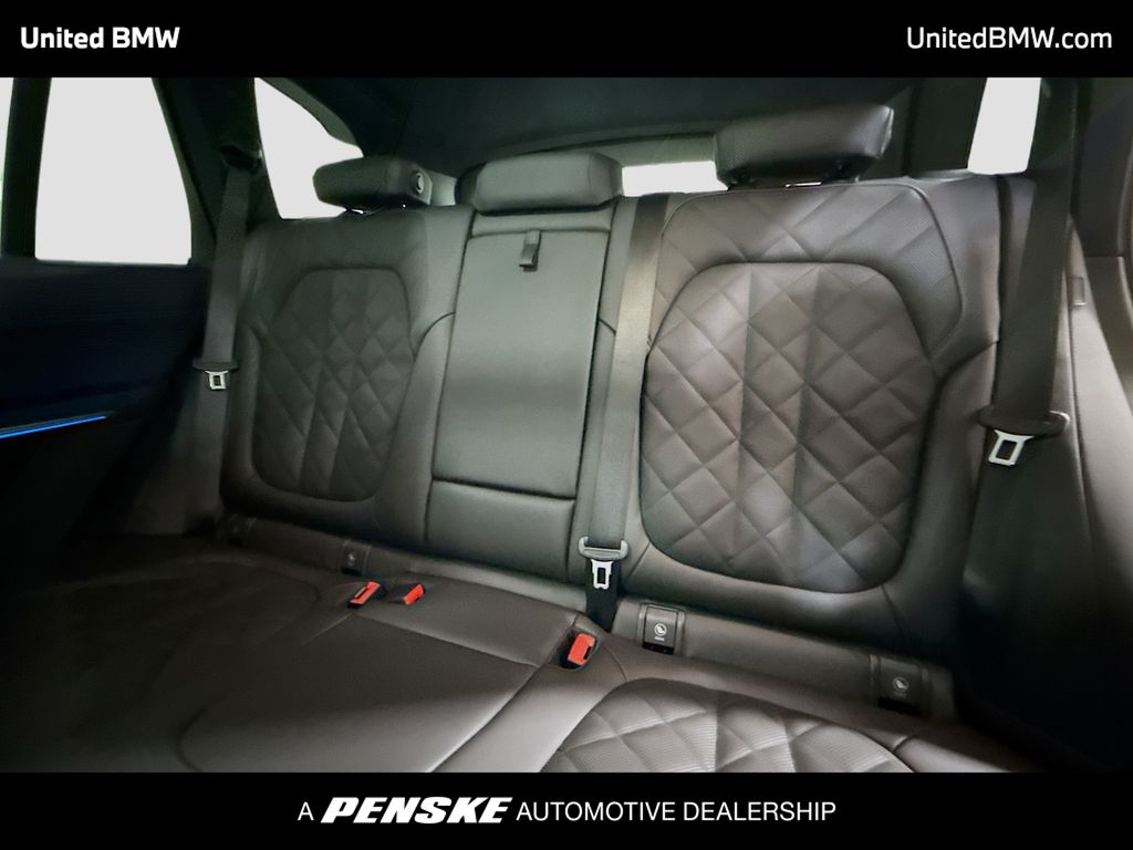 Thumbnail: 2026 BMW X5 - 13