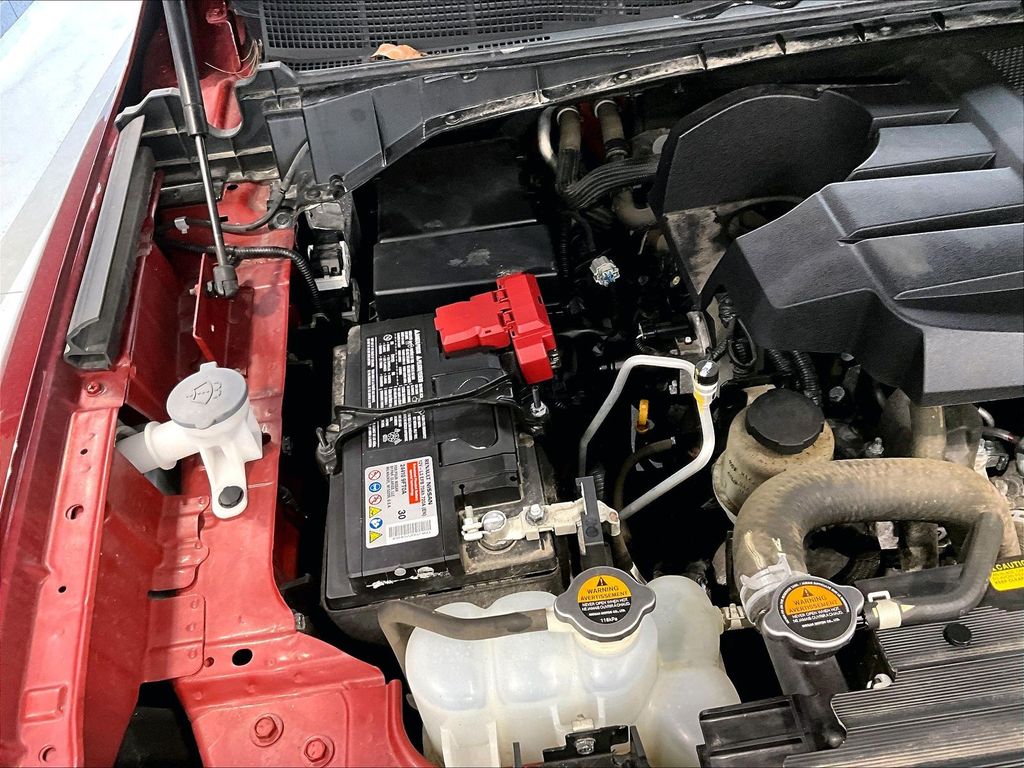 2024 Nissan Titan — photo 31