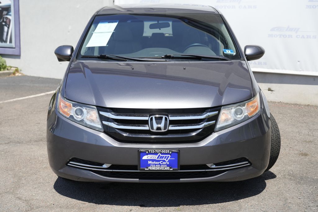 View vehicle photo 5