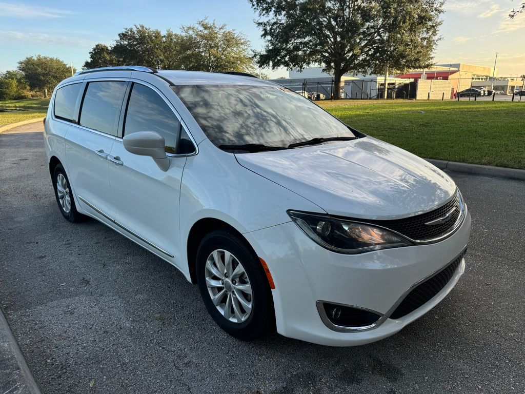 2019 Chrysler Pacifica Touring L 7