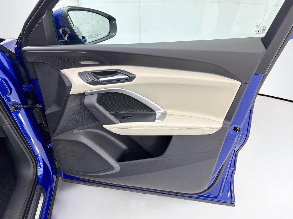 Thumbnail: 2026 Audi Q5 - 25
