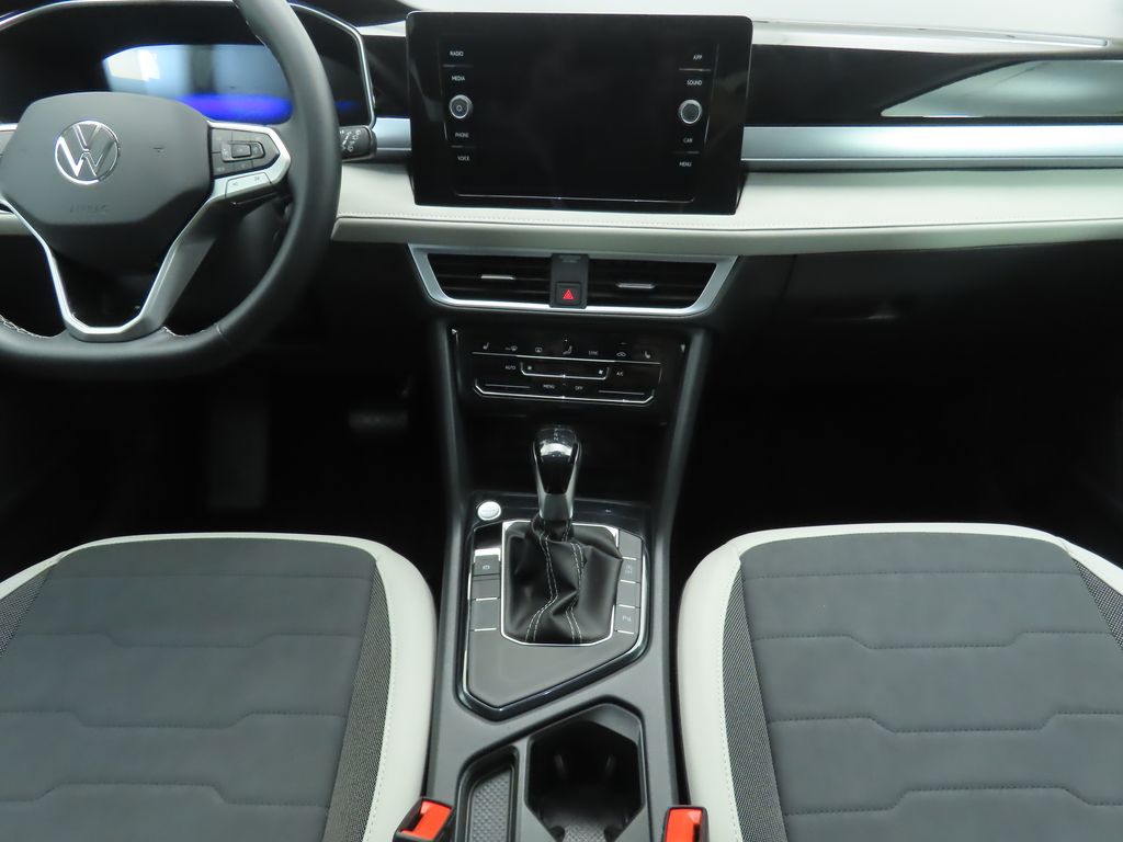 Thumbnail: 2025 Volkswagen Taos - 13