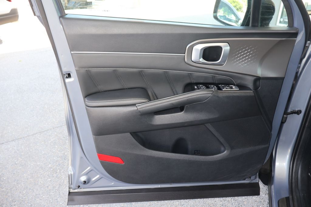 2021 Kia Sorento SX 29