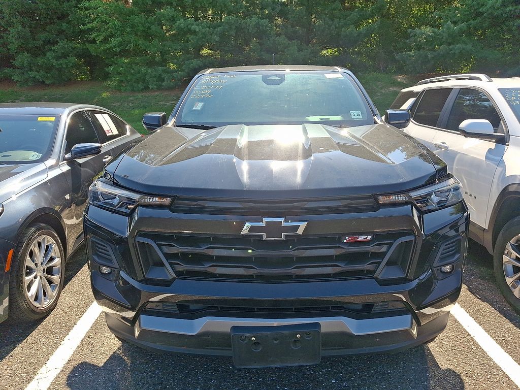 Thumbnail: 2024 Chevrolet Colorado - 2