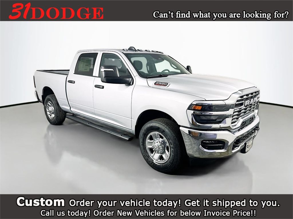 2026 RAM 2500 Tradesman Crew Cab RWD