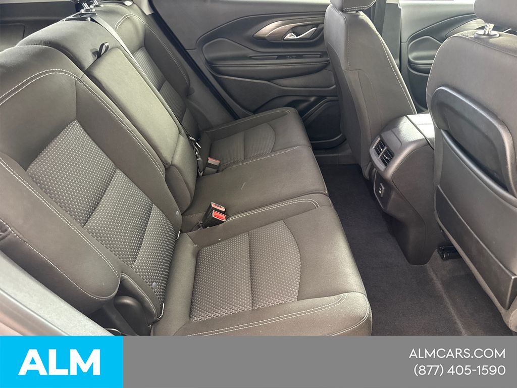 Used 2024 Silver GMC SLE image 18