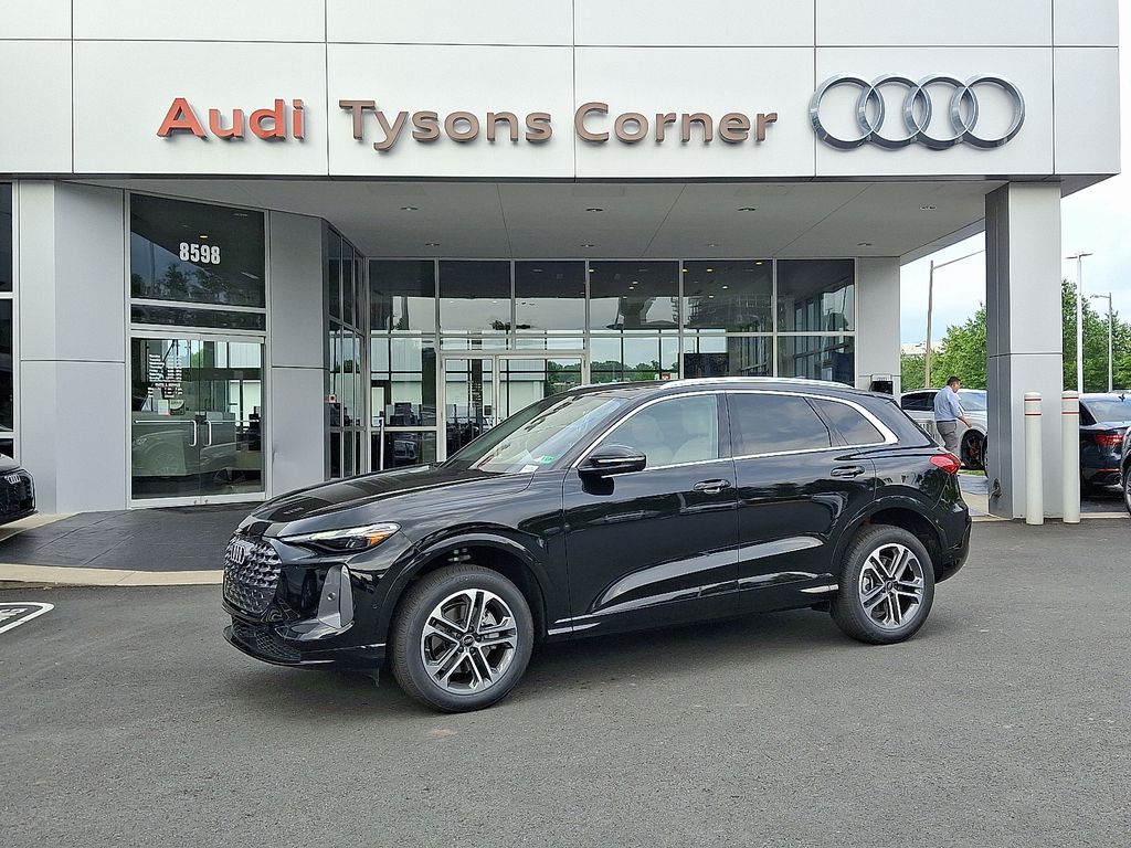 2025 Audi Q5 Premium -
                  Vienna, VA