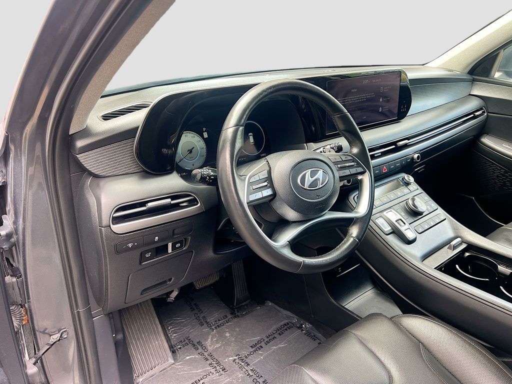 Used 2023 Gray Hyundai Limited image 9