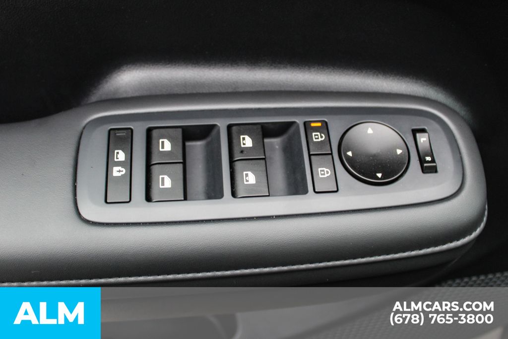 Used 2026 Black Hyundai SEL image 43