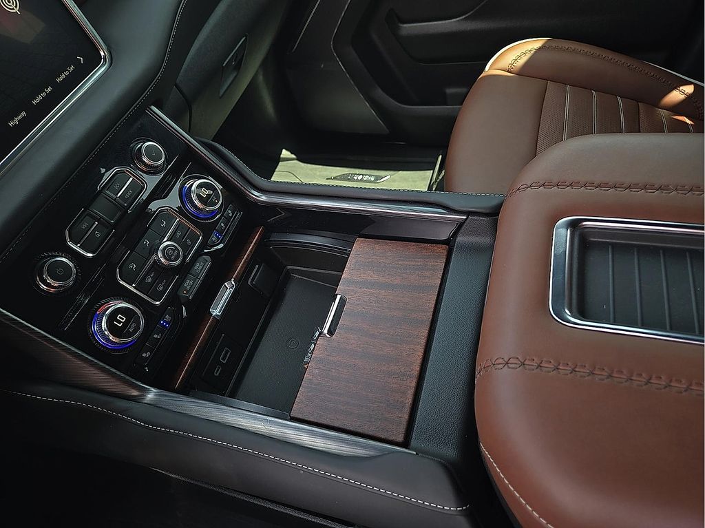 Used 2023 GMC Yukon XL Denali Ultimate For Sale in Farmington, AR