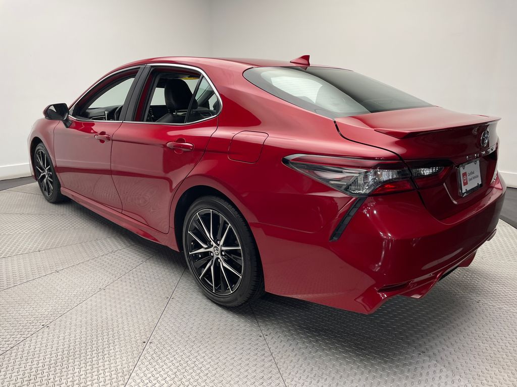 2023 Toyota Camry SE 7