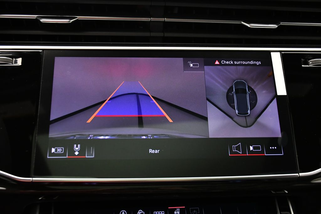 Thumbnail: 2026 Audi Q7 - 28