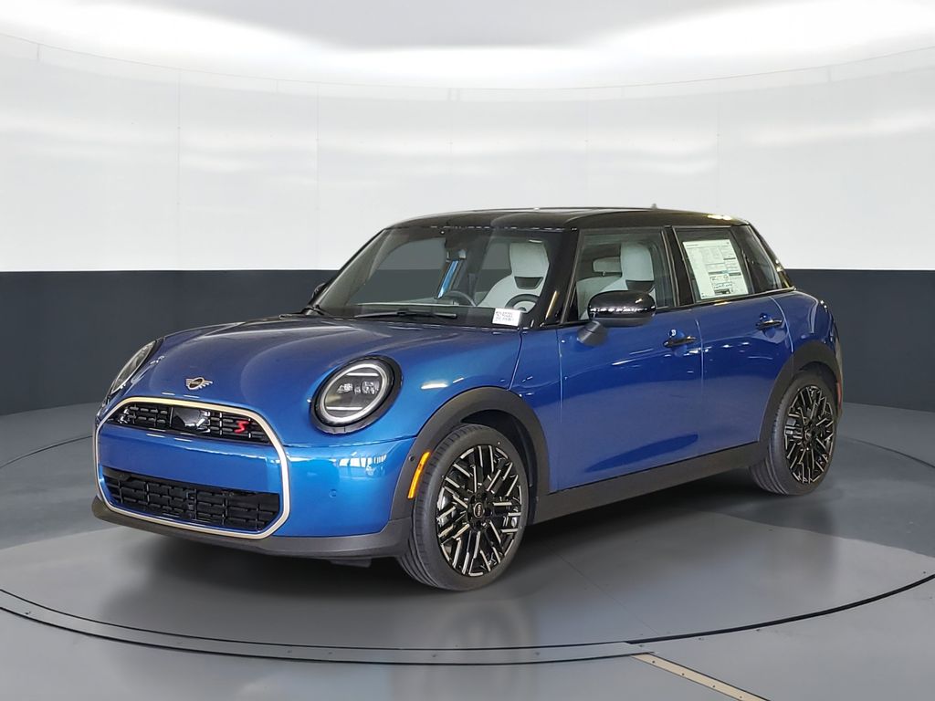 2026 MINI Hardtop Cooper S Signature's photo