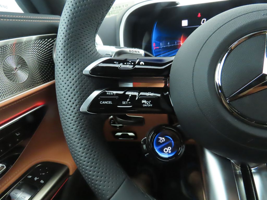 Thumbnail: 2025 Mercedes-Benz AMG GT - 12