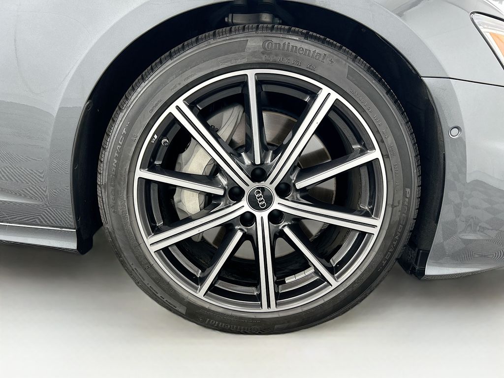 Thumbnail: 2025 Audi A6 - 31