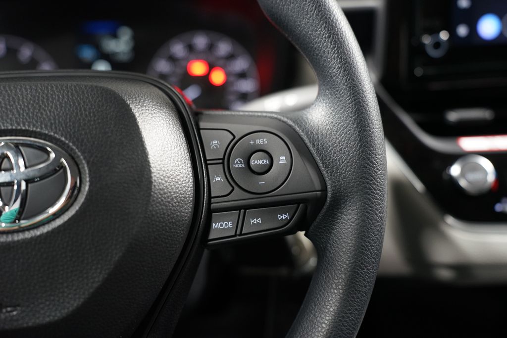 Thumbnail: 2025 Toyota Corolla - 13