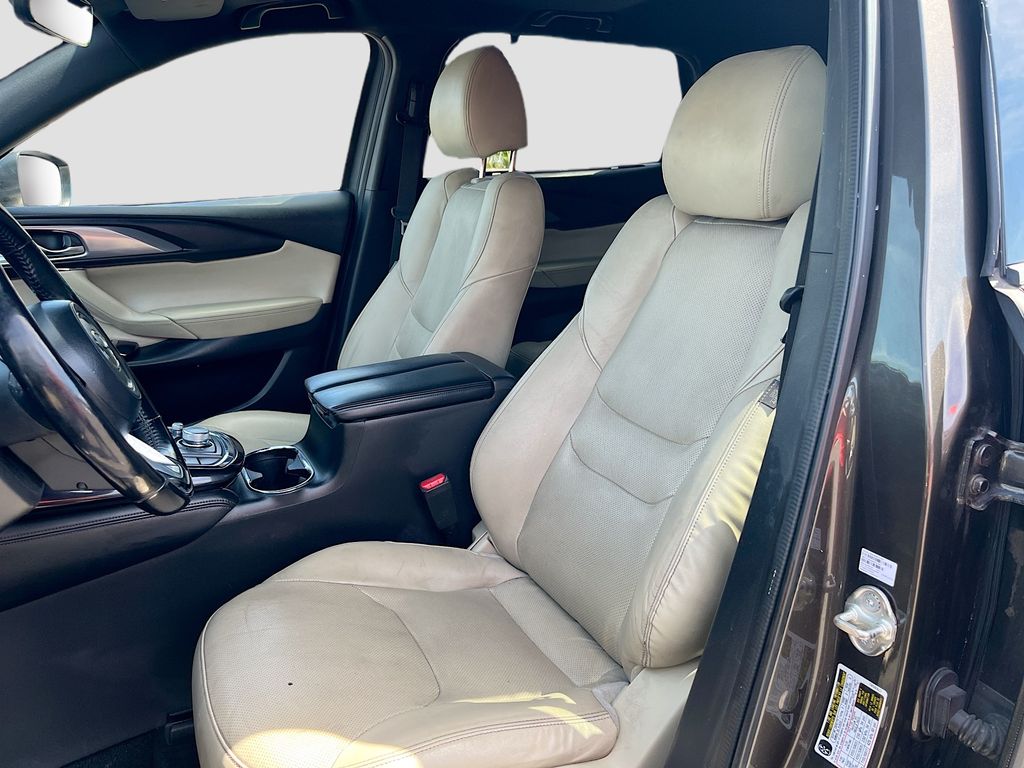 Used 2019 Silver Mazda Grand Touring image 21