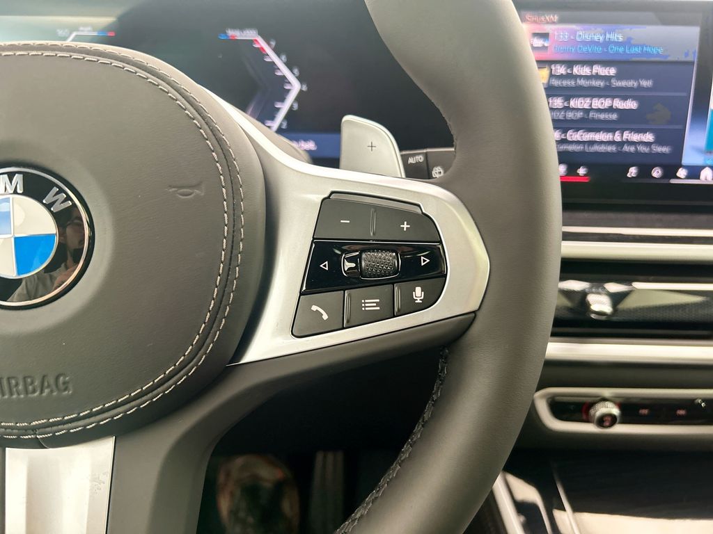 Thumbnail: 2026 BMW X5 - 12
