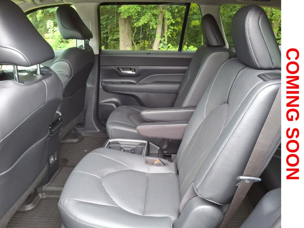 Used 2026 Toyota Grand Highlander Hybrid SUV