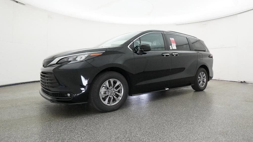 Thumbnail: 2026 Toyota Sienna - 19