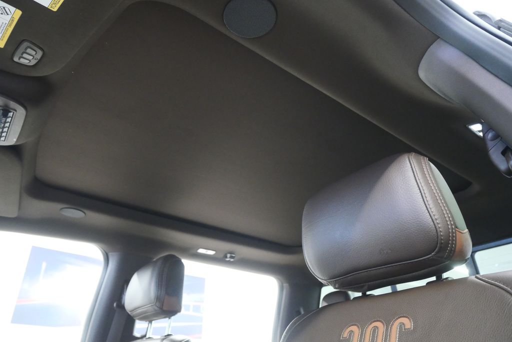 Thumbnail: 2025 Ford F-450 - 21