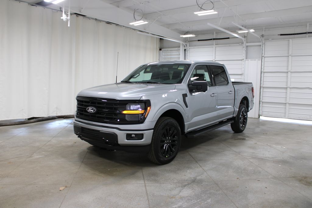 View vehicle photo 3