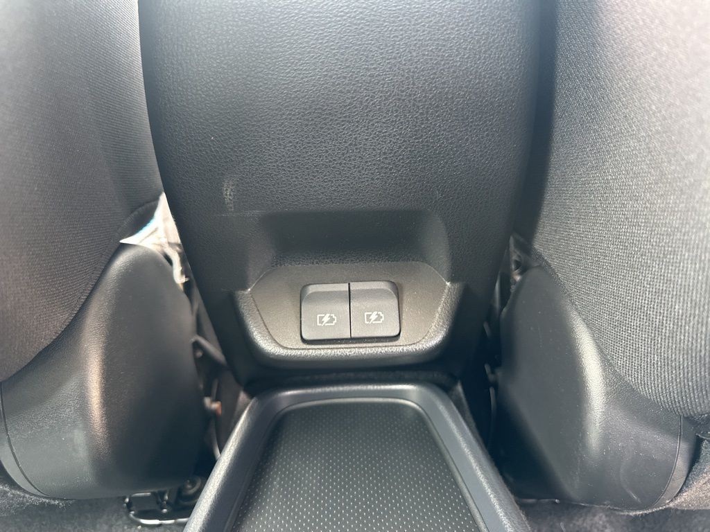 2024 Super Black/Pearl White Nissan LEAF SV Plus FWD Hatchback