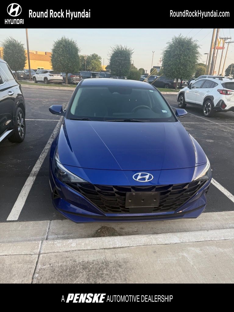 Thumbnail: 2023 Hyundai Elantra - 1