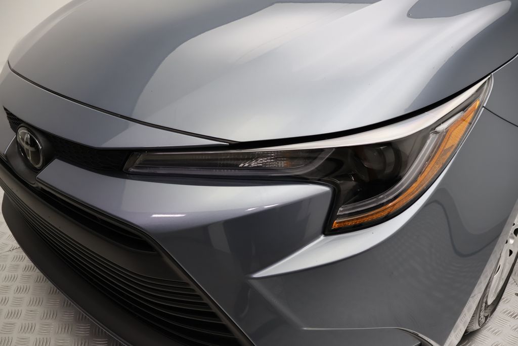 Thumbnail: 2025 Toyota Corolla - 3