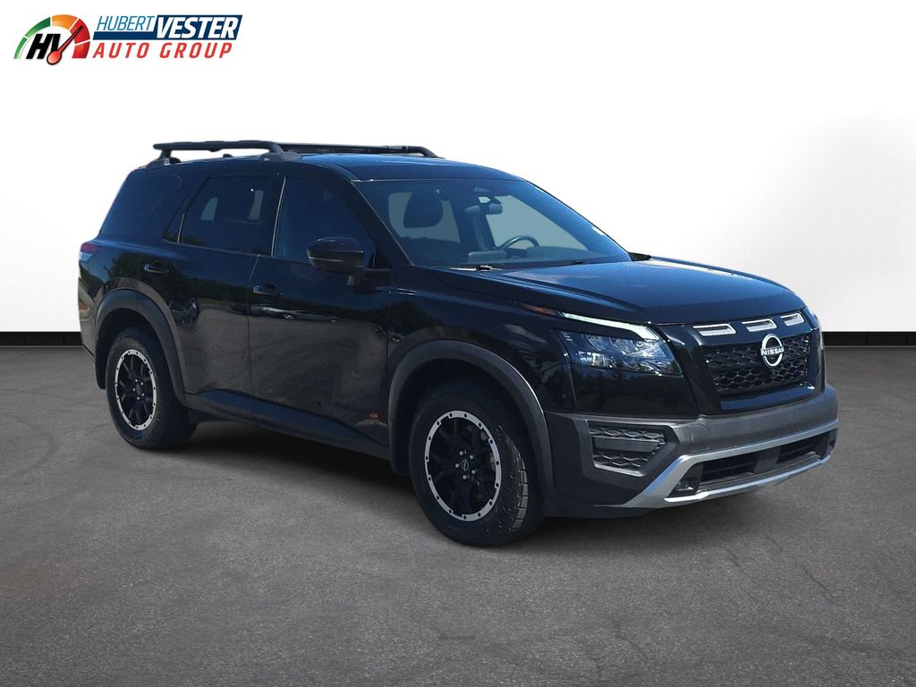 2024 Nissan Pathfinder Rock Creek photo 2