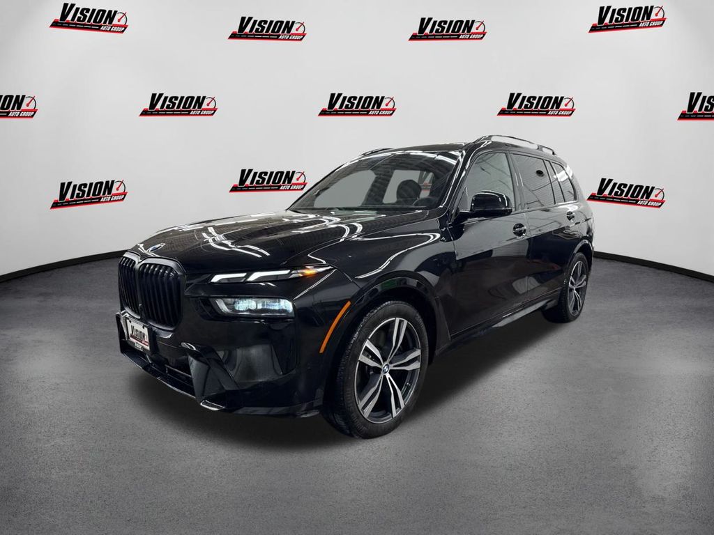 2025 BMW X7 xDrive40i AWD