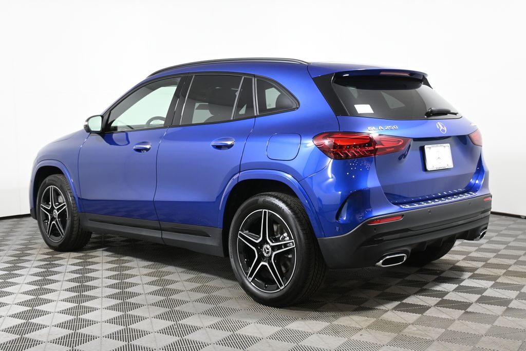 2025 Mercedes-Benz GLA 250 4MATIC 5