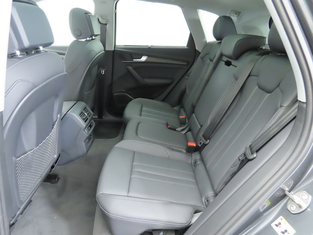 2025 Audi Q5 e Premium Plus 22