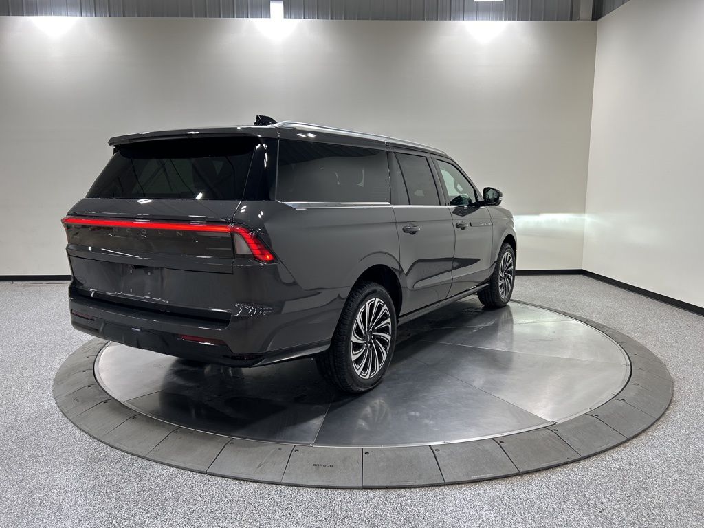 new 2026 Lincoln Navigator L car, priced at $128,975